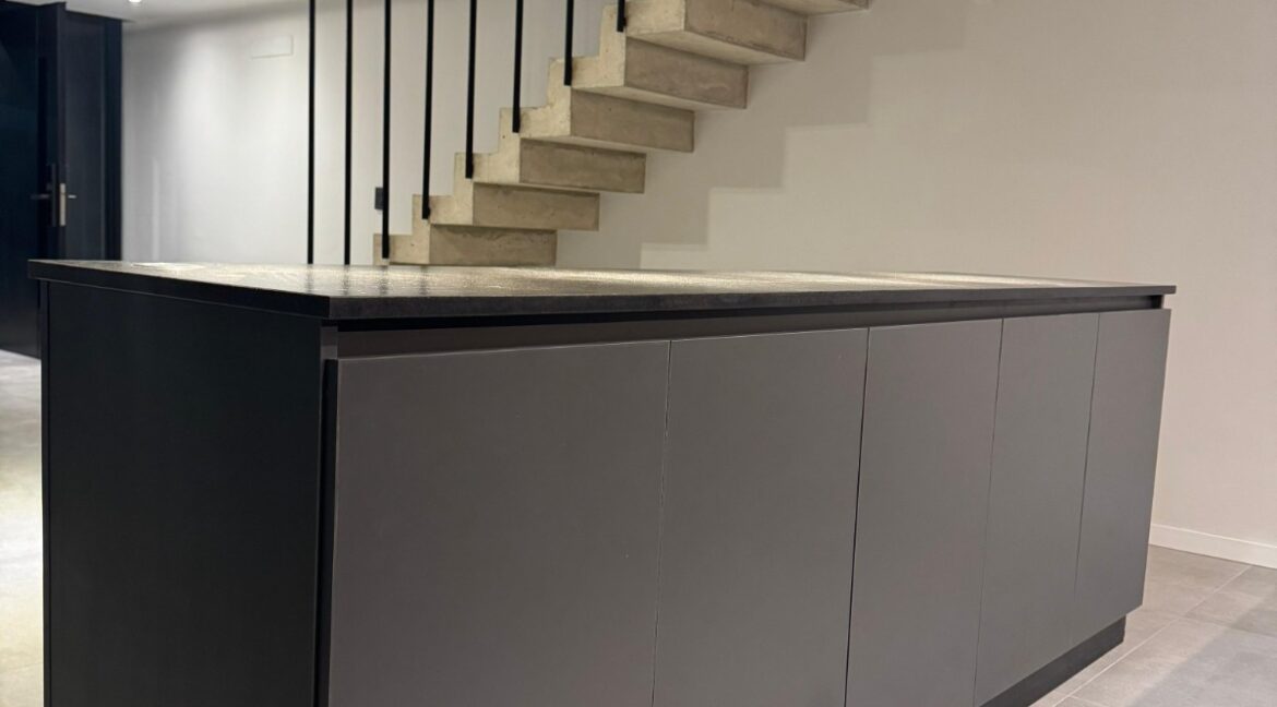 WhatsApp Image 2025-08-20 at 15.01.12 (1)