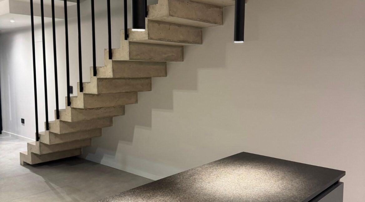 WhatsApp Image 2025-08-20 at 15.01.12