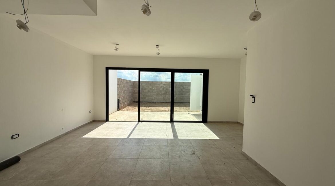 WhatsApp Image 2026-01-07 at 18.22.13 (2)