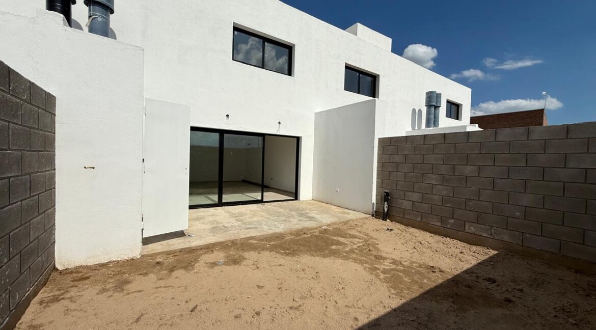 WhatsApp Image 2026-01-07 at 18.22.15 (2)