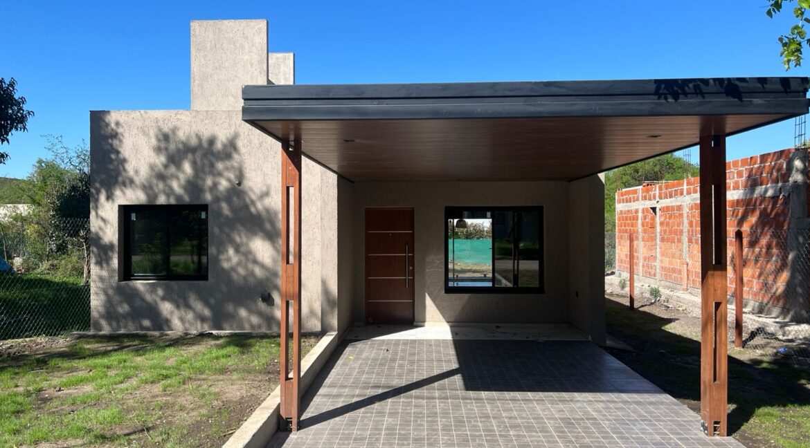 WhatsApp Image 2025-10-07 at 12.52.30