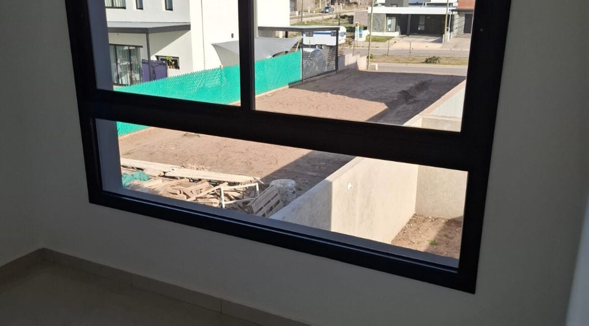 25a31e35-5567-42c4-b681-7b8c6acbd1d2