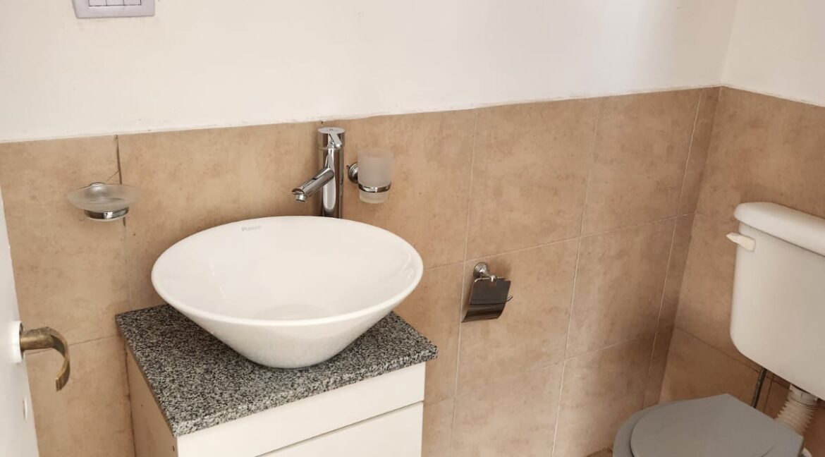 2af9da3b-3fd8-4490-a1e9-9c239a23047a