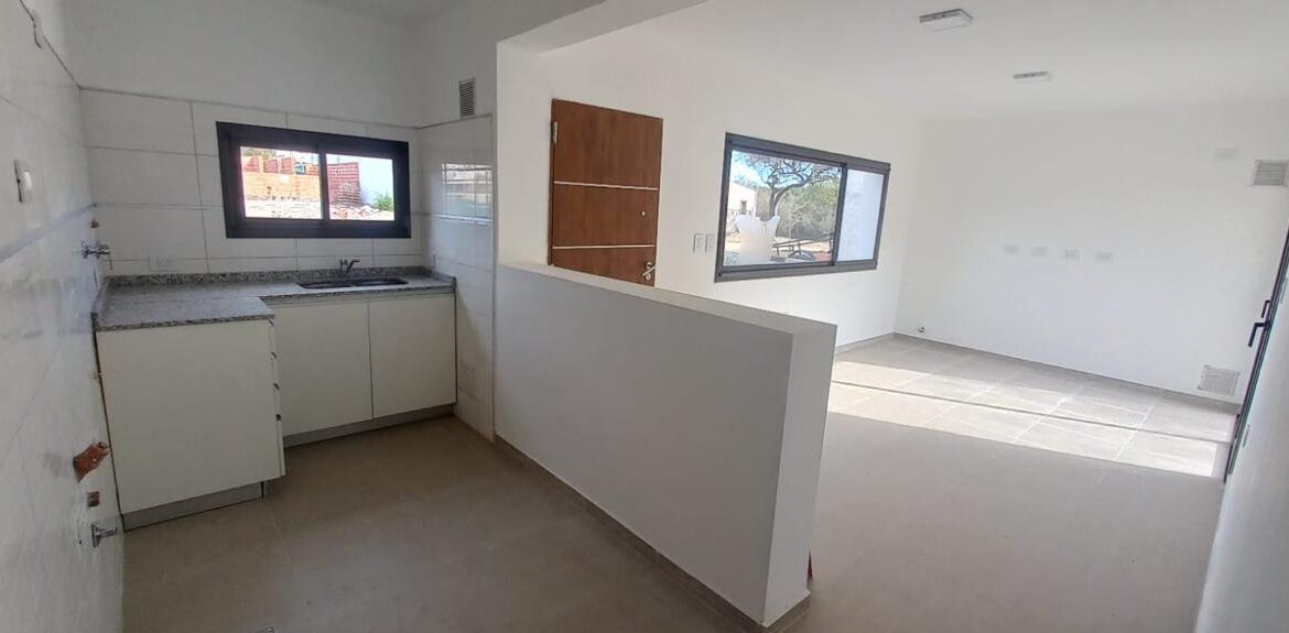 WhatsApp Image 2025-08-30 at 17.29.01 (2)