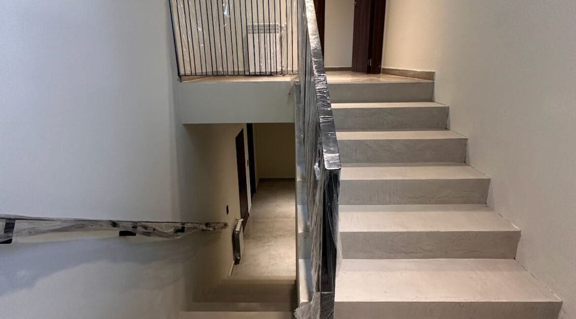 WhatsApp Image 2025-10-14 at 17.57.07 (2)