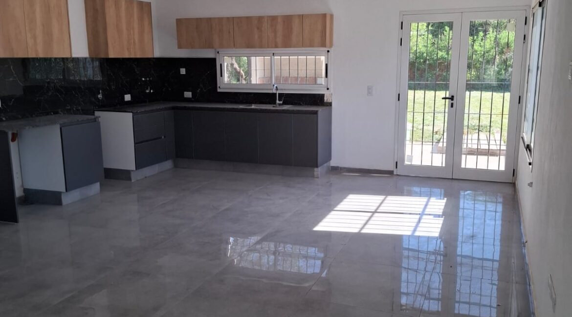 WhatsApp Image 2025-10-15 at 10.54.27