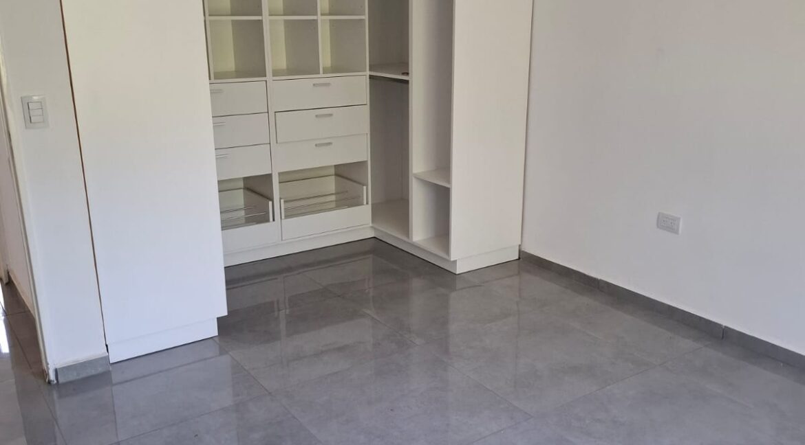 WhatsApp Image 2025-10-15 at 10.54.28