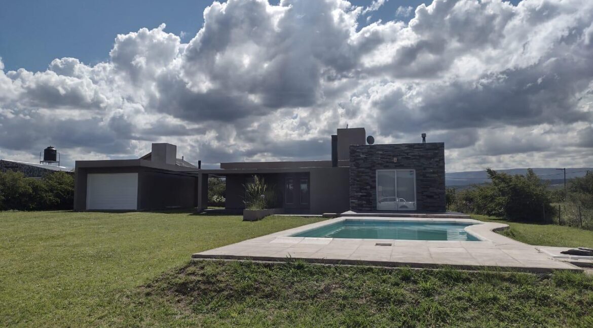 WhatsApp Image 2025-11-13 at 18.05.28