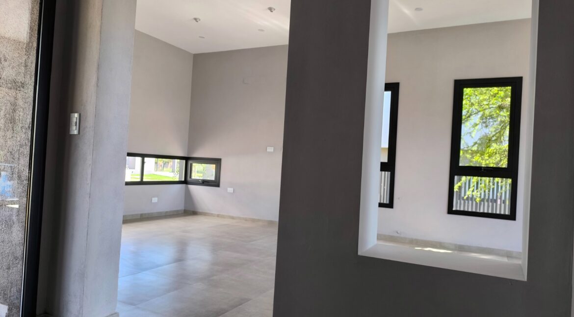 WhatsApp Image 2026-01-12 at 17.30.22 (2)