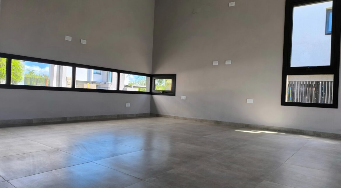 WhatsApp Image 2026-01-12 at 17.30.23