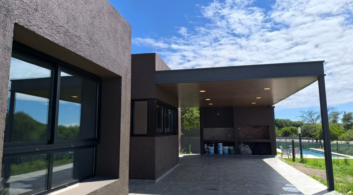 WhatsApp Image 2026-01-12 at 17.30.33 (1)