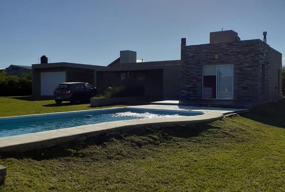 ff22b8e5-9114-44a3-883c-9c640dd5129d