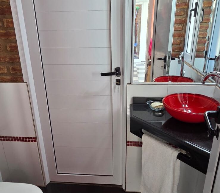 2516b7a7-1261-4bf9-a277-32bdab26261e