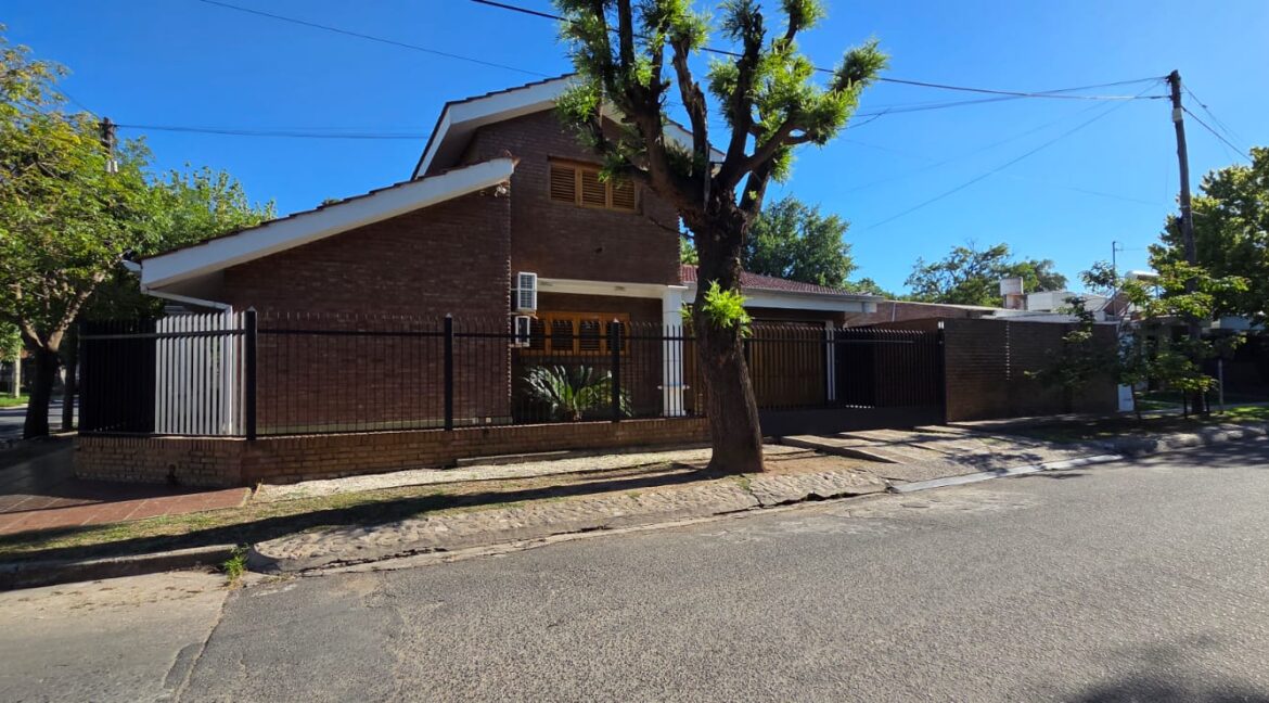 3fa49233-72f1-4529-ac03-24323b4bbac2 (1)