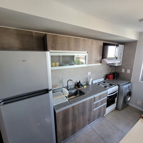 8d141465-15af-4cba-8691-e8365f5bb8df