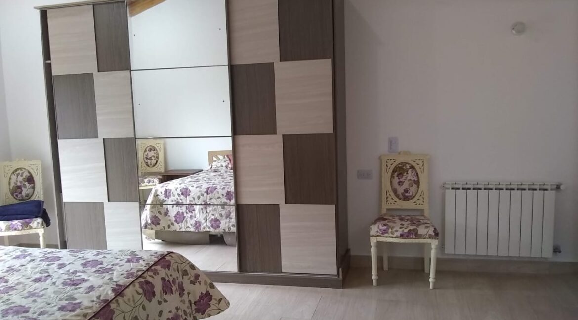 9c4842f6-0189-4f54-aaeb-546ed3d5adde