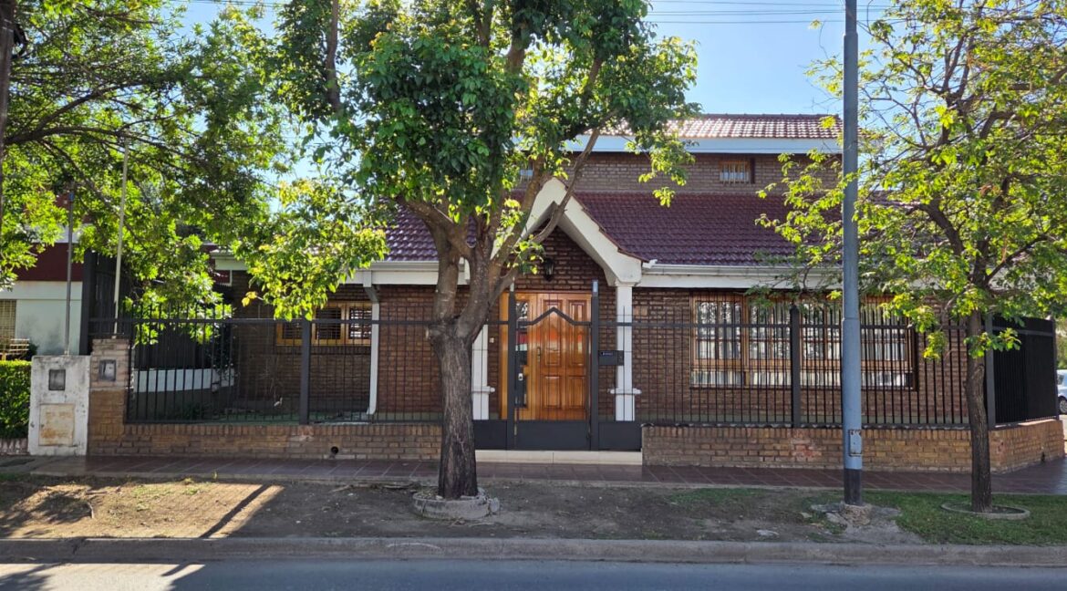 WhatsApp Image 2025-12-03 at 12.00.04