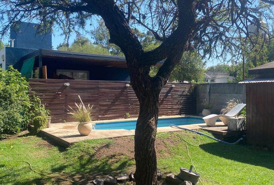 WhatsApp Image 2025-12-04 at 10.53.05