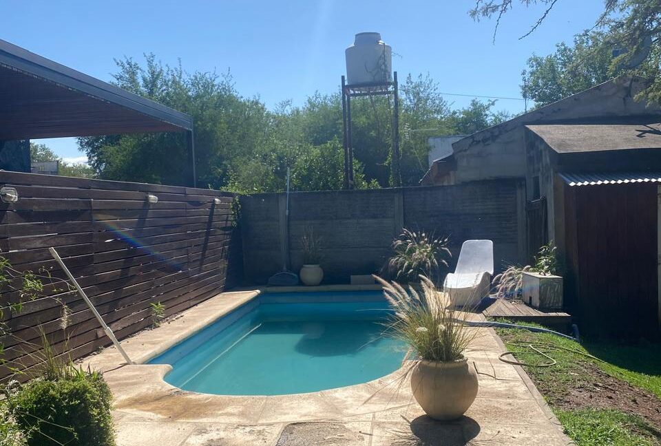 bdd6c364-d237-4517-8719-01428b7f0f1f