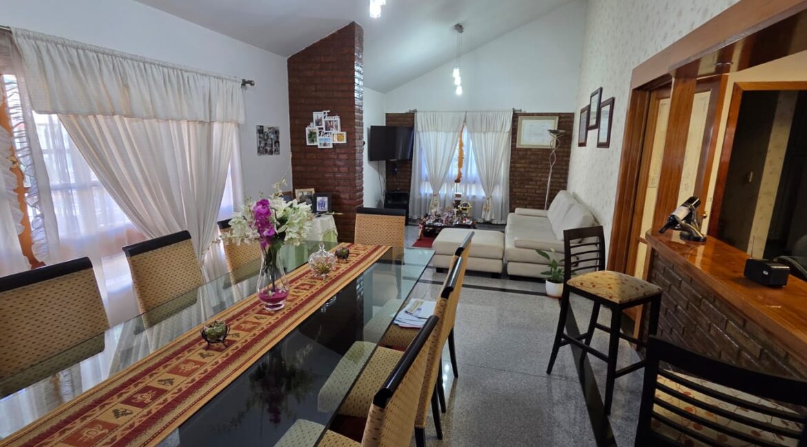 da691efd-4e0d-49a3-abbe-b7f81d0fec7a