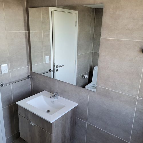 e8fe039e-d3e3-4bc2-b55c-220aeaa87d28