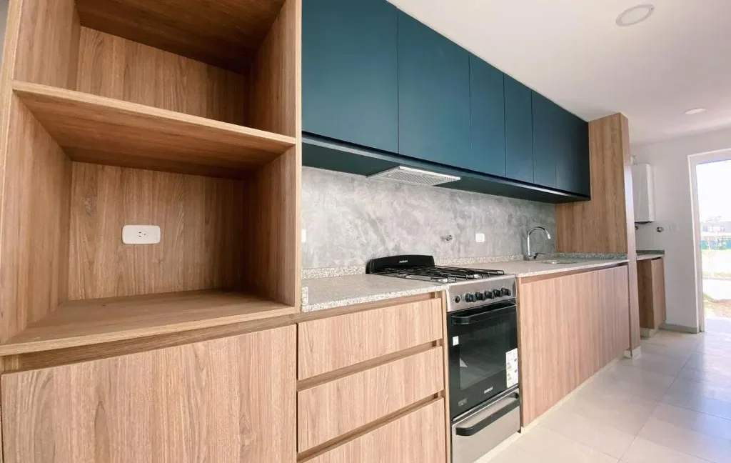 D_727906-MLA90760849634_082025-F