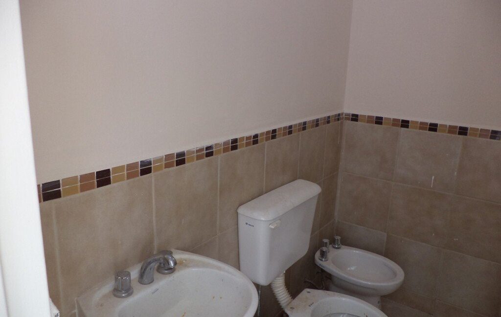 ddce203b35f6f2e4bd87d09128a35258.jpg