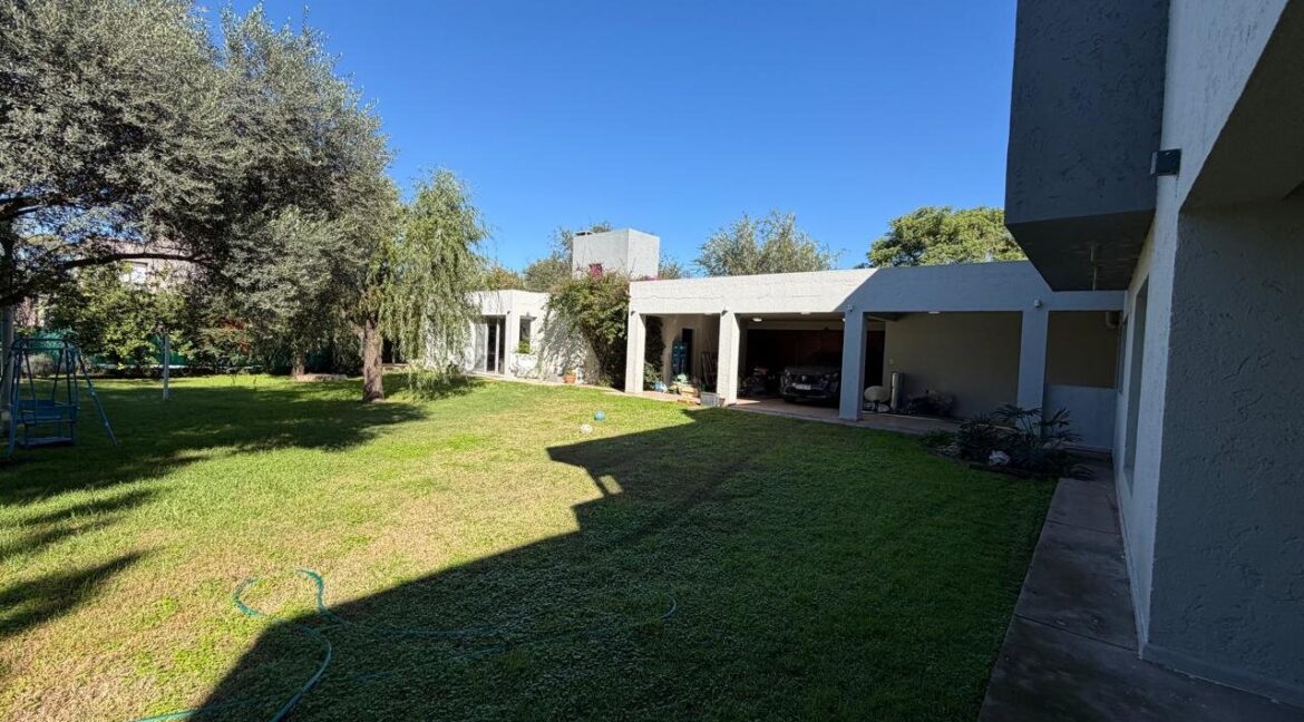 Country San Isidro